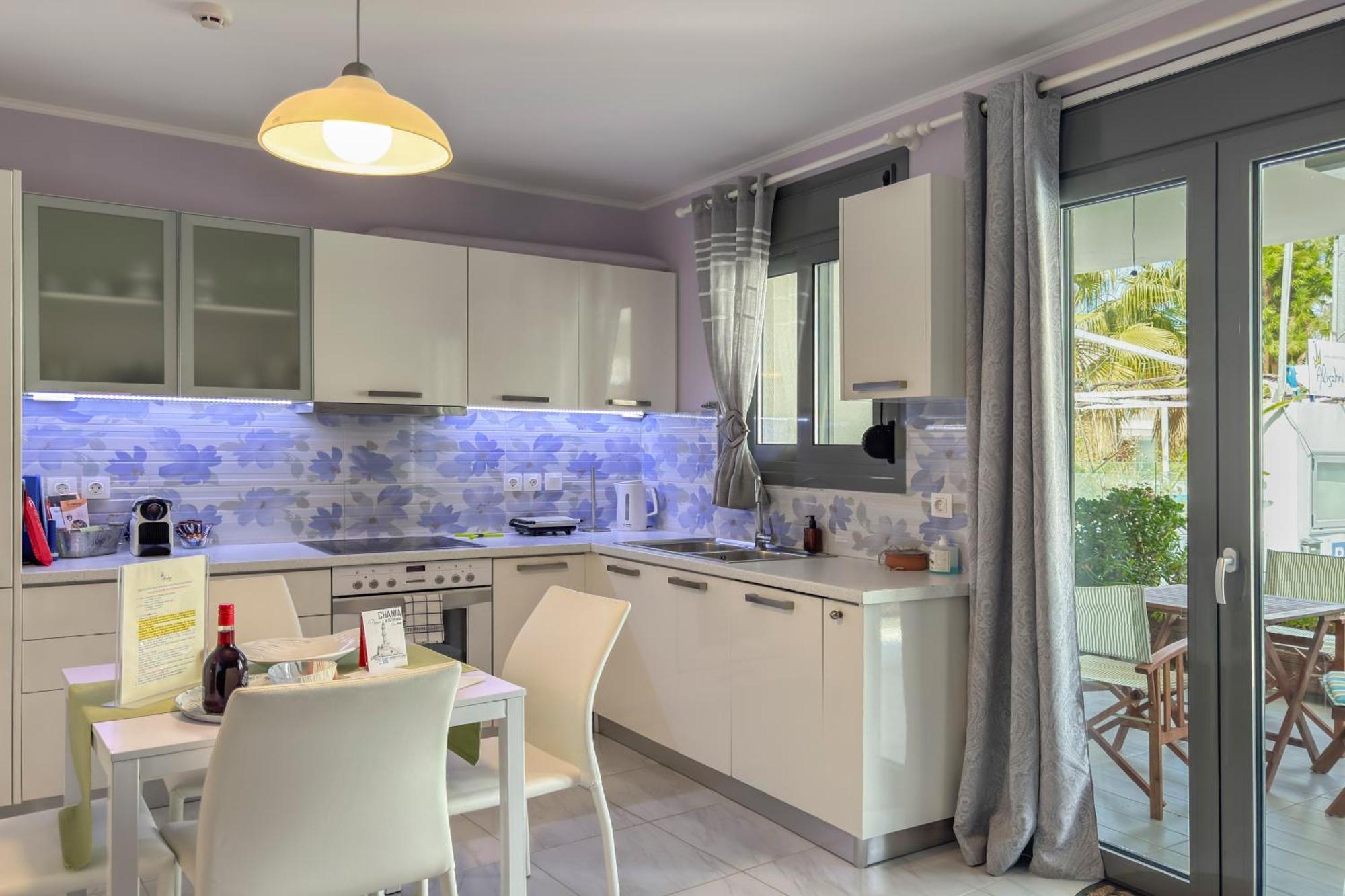 Alisahni Villa & Suite คาโตดารัตโซ ภายนอก รูปภาพ