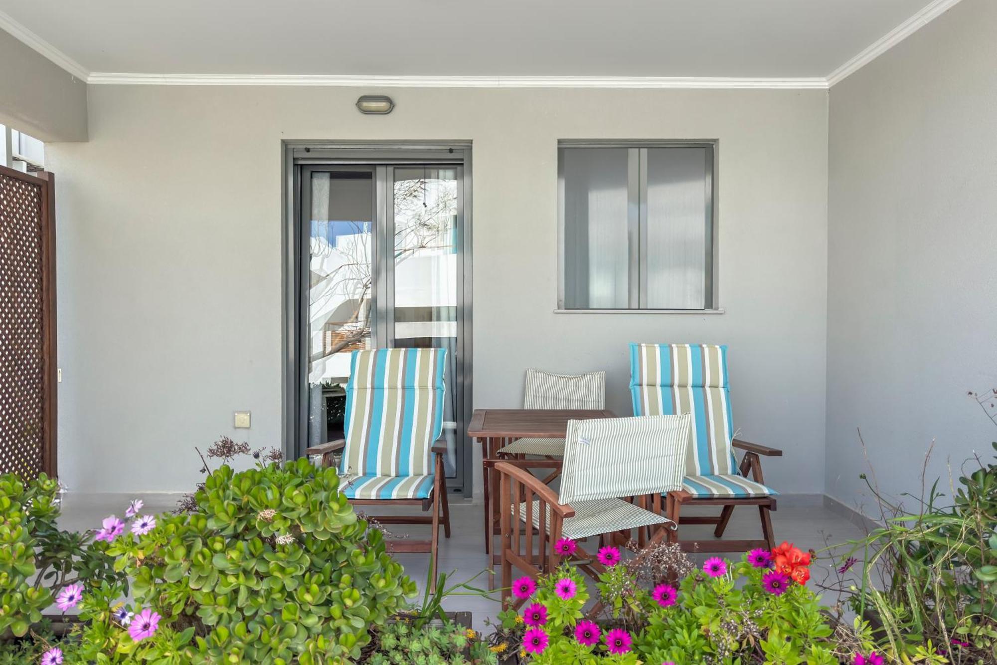 Alisahni Villa & Suite คาโตดารัตโซ ภายนอก รูปภาพ