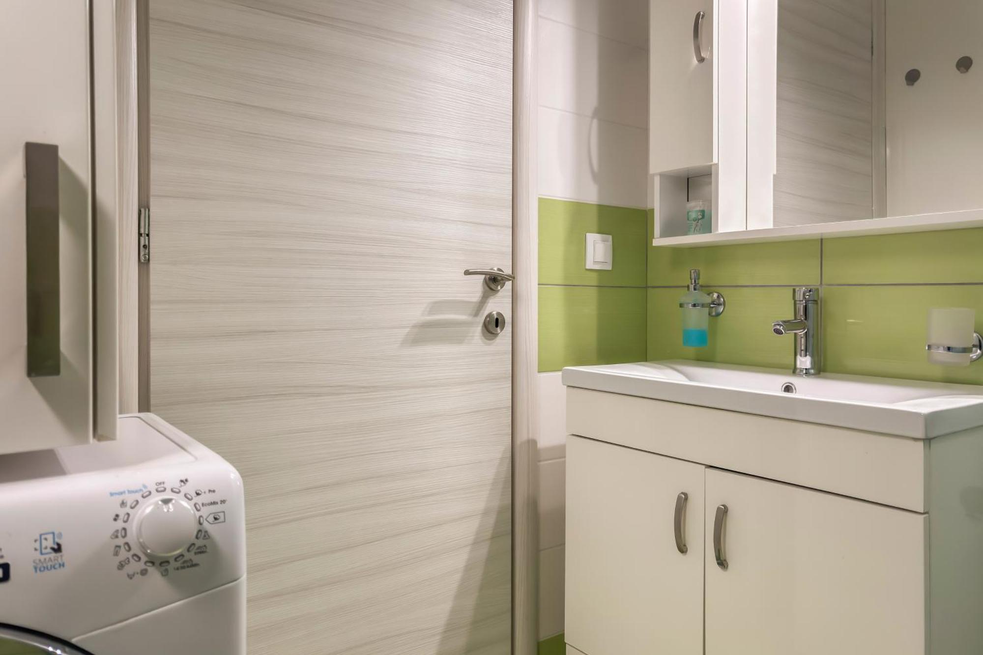 Alisahni Villa & Suite คาโตดารัตโซ ภายนอก รูปภาพ