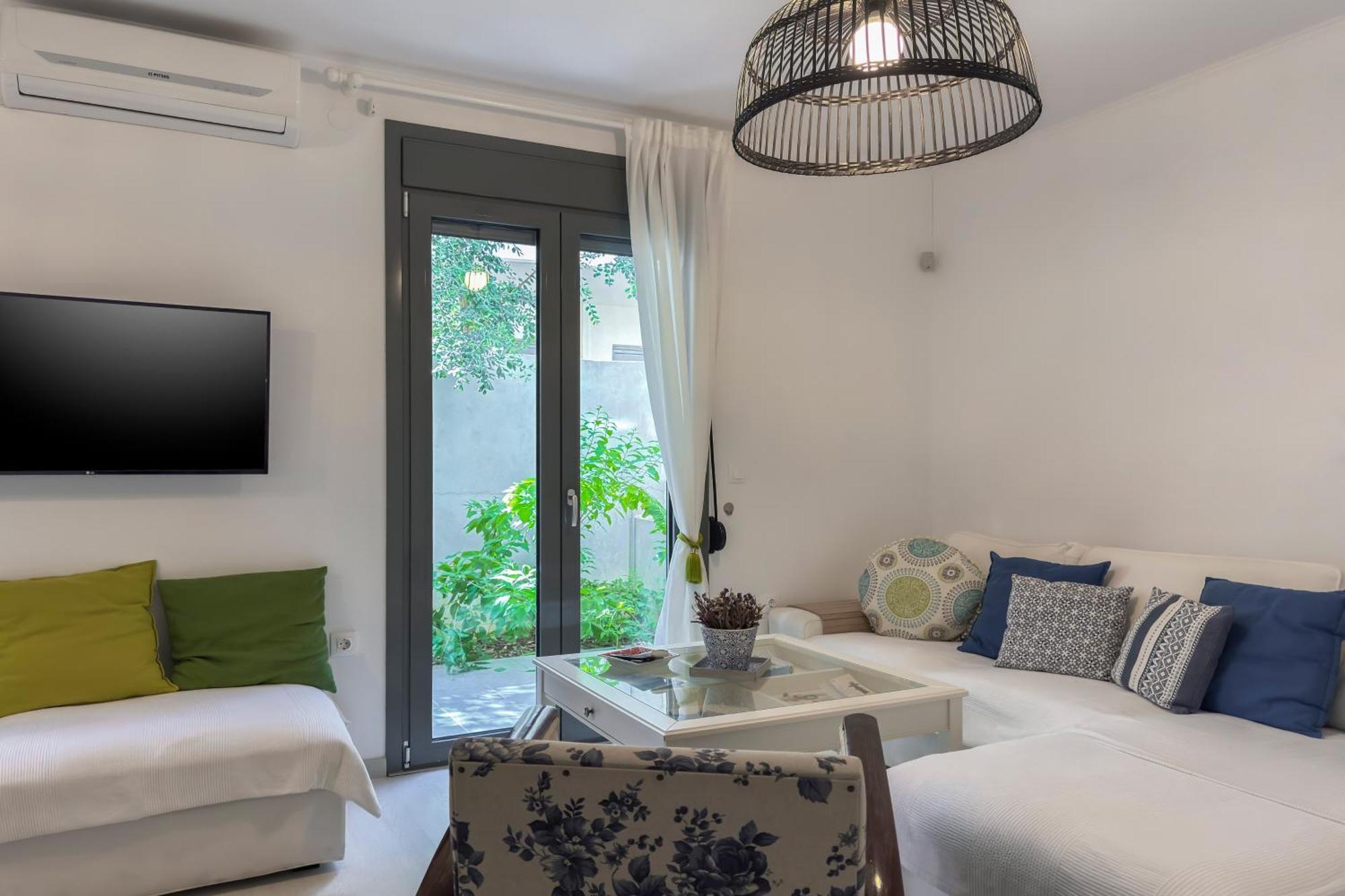 Alisahni Villa & Suite คาโตดารัตโซ ภายนอก รูปภาพ